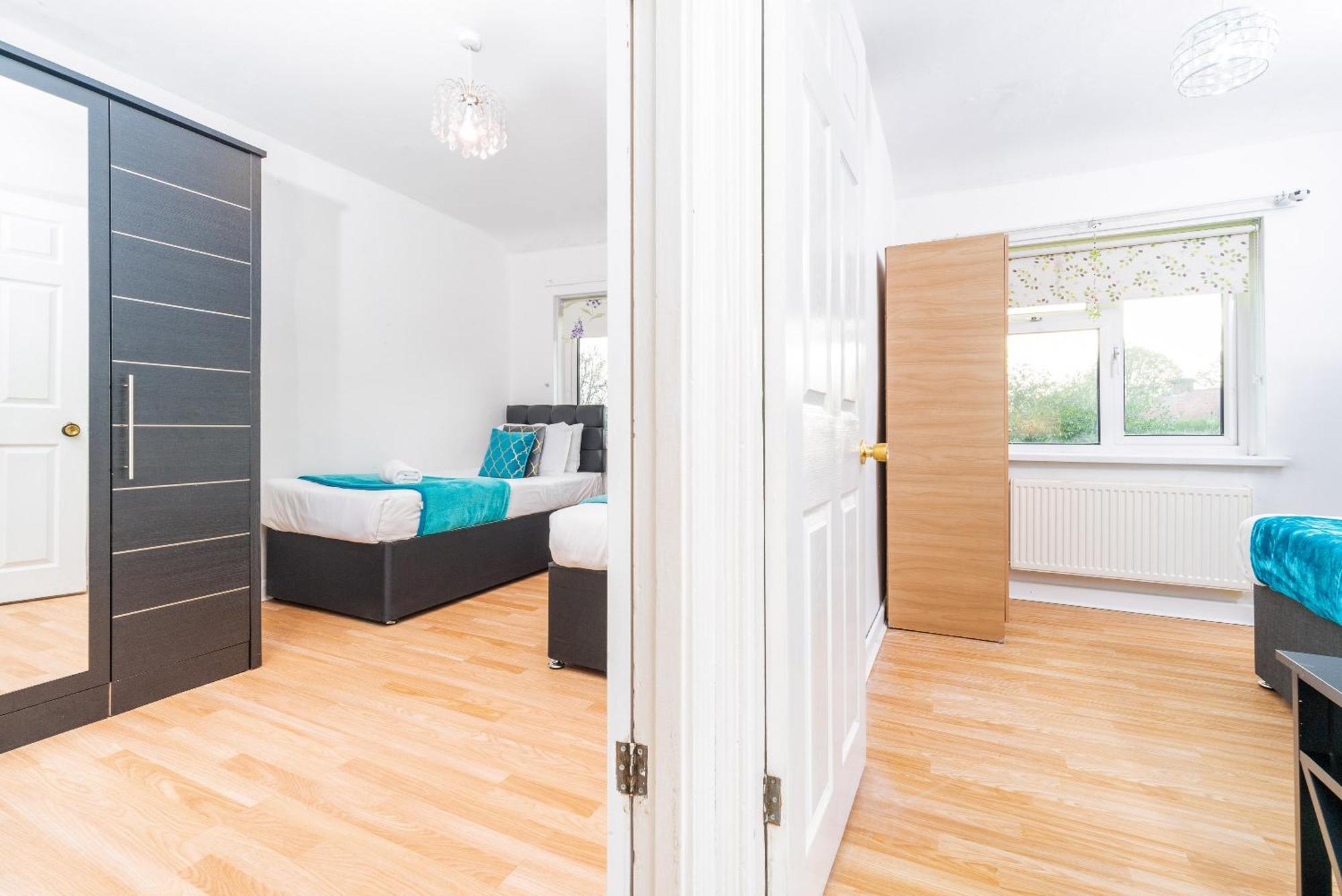 Ferienhaus Three Bed House - Garden - Parking - 5 Guests - Fast Wifi - Netflix - 83b Birmingham